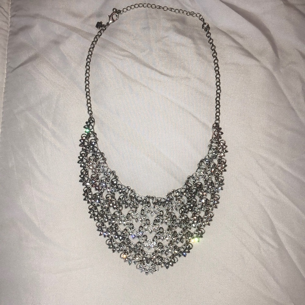 Gorgeous Premier Designs reversible necklace
